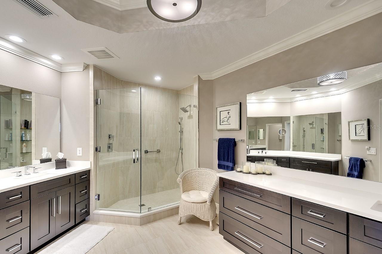 6370 WATERCREST WAY #402, LAKEWOOD RANCH, FL, 34202