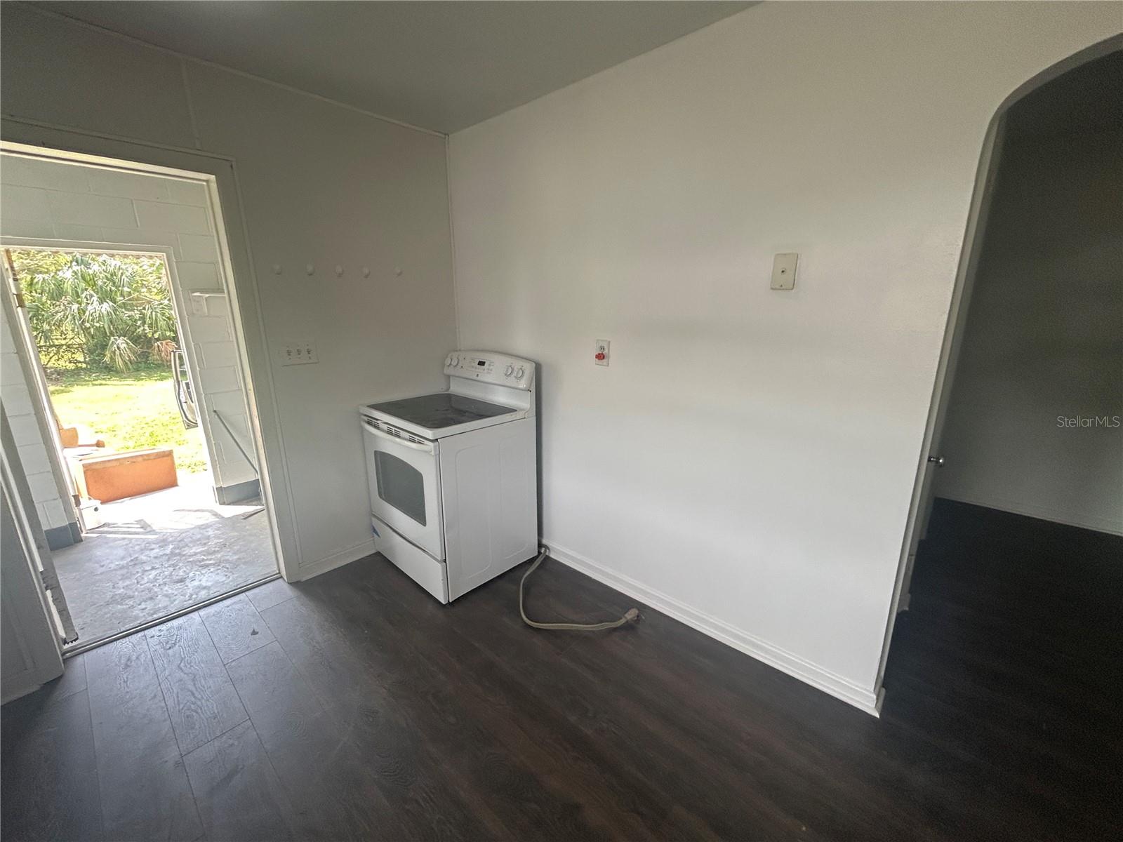 1166 W MINNESOTA AVE, DELAND, FL, 32720