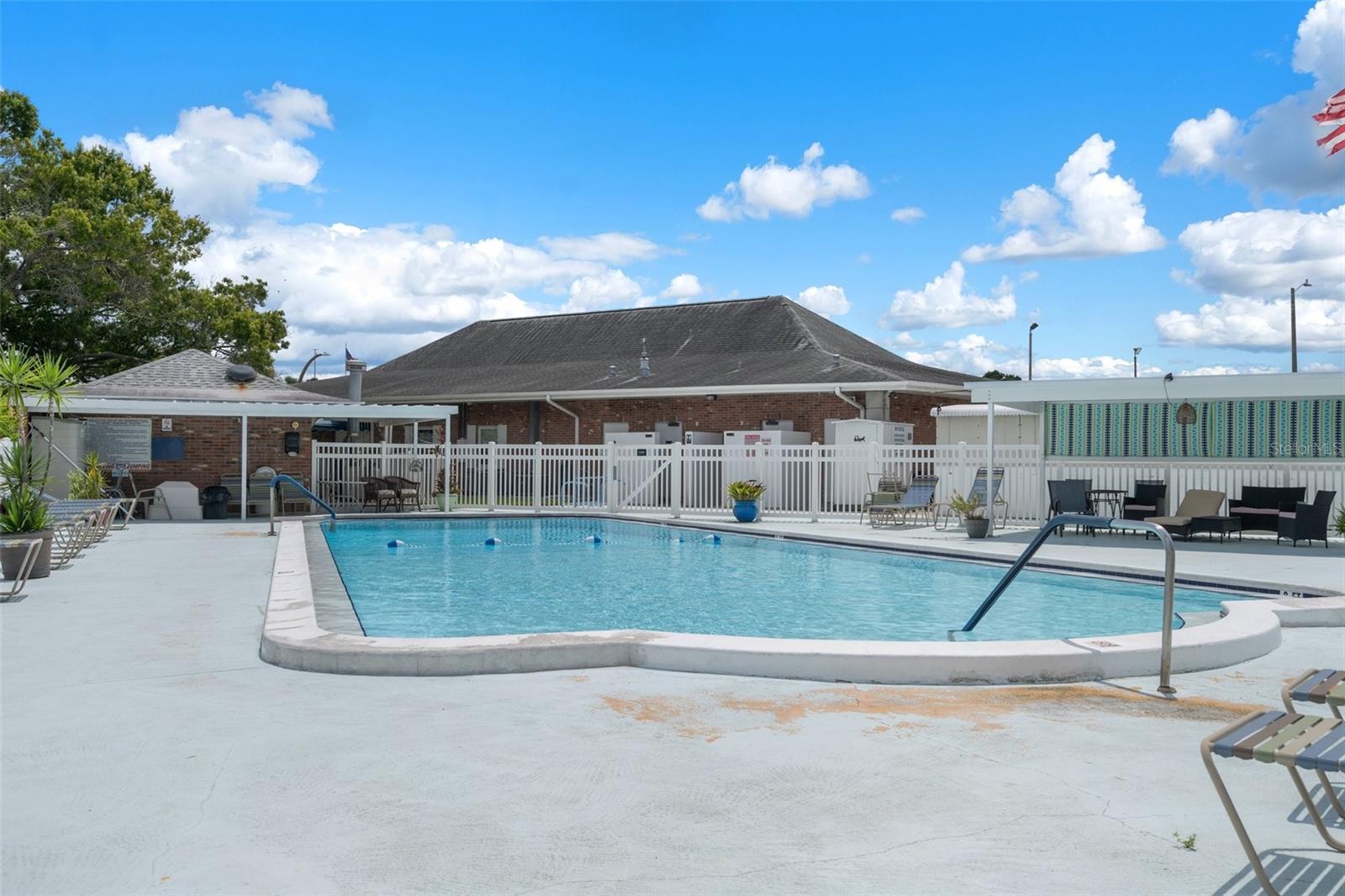 10008 DAFFODIL ST N #186, PINELLAS PARK, FL, 33782