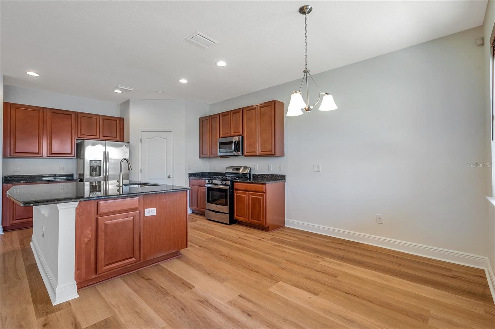 11331 EMERALD SHORE DR, RIVERVIEW, FL, 33579