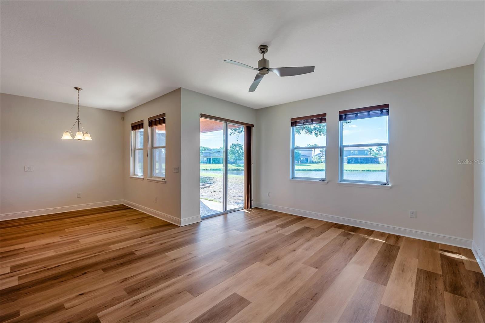 11331 EMERALD SHORE DR, RIVERVIEW, FL, 33579