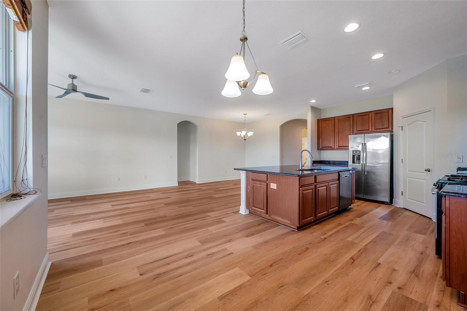 11331 EMERALD SHORE DR, RIVERVIEW, FL, 33579