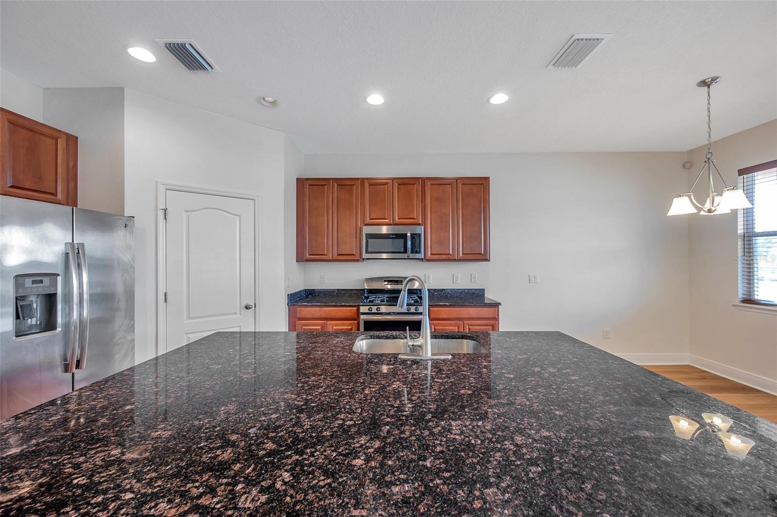 11331 EMERALD SHORE DR, RIVERVIEW, FL, 33579