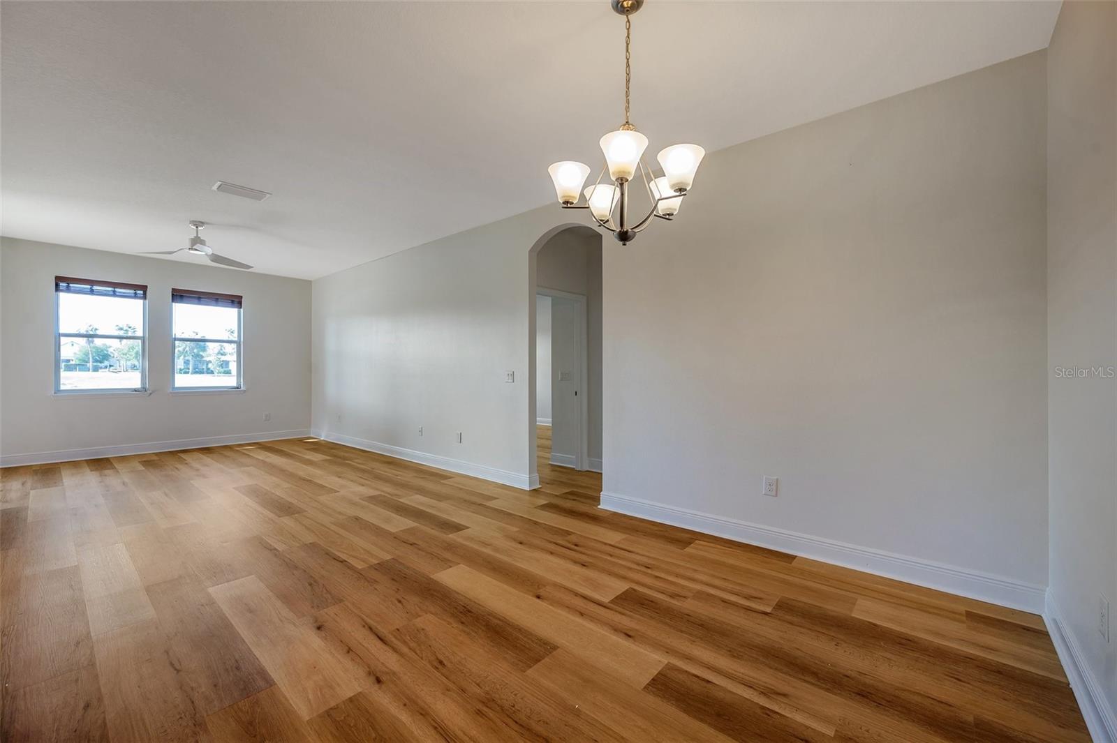 11331 EMERALD SHORE DR, RIVERVIEW, FL, 33579