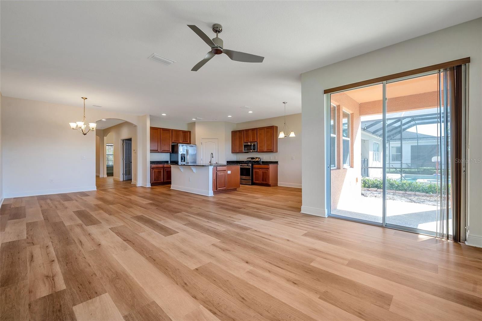 11331 EMERALD SHORE DR, RIVERVIEW, FL, 33579