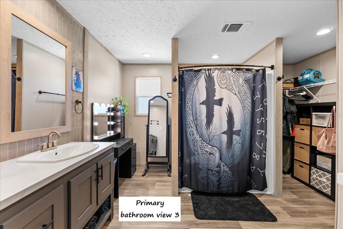 225 SW CARUSO PL, LAKE CITY, FL, 32024
