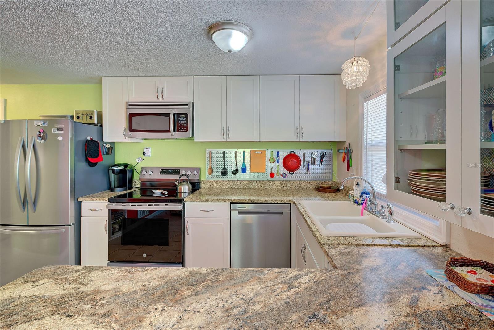 445 SUNSET DR, ENGLEWOOD, FL, 34223