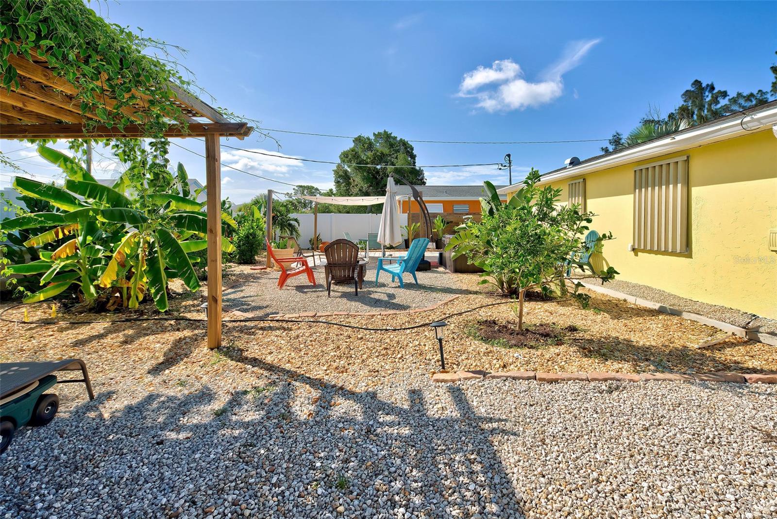 445 SUNSET DR, ENGLEWOOD, FL, 34223