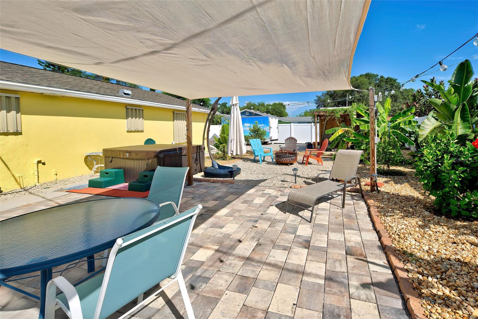 445 SUNSET DR, ENGLEWOOD, FL, 34223