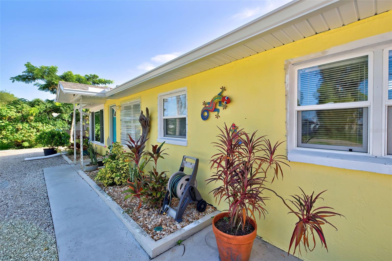 445 SUNSET DR, ENGLEWOOD, FL, 34223