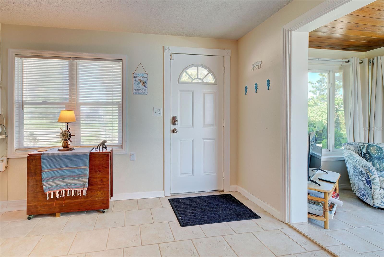 445 SUNSET DR, ENGLEWOOD, FL, 34223