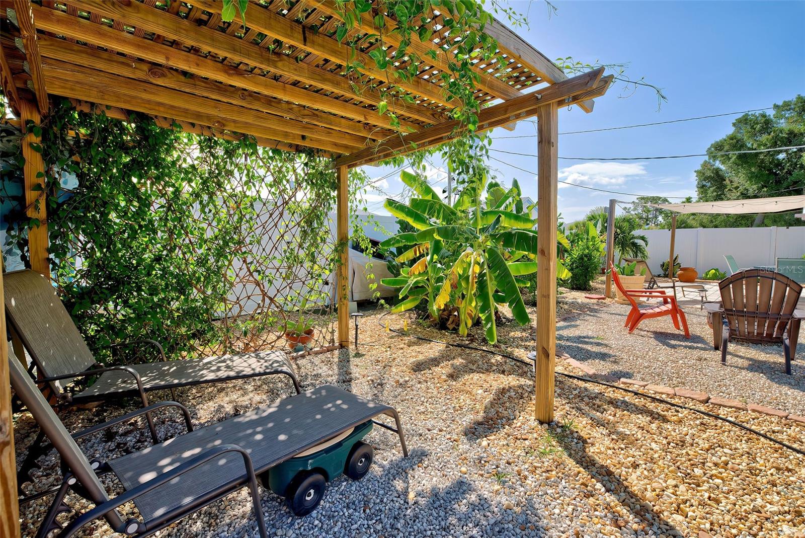 445 SUNSET DR, ENGLEWOOD, FL, 34223