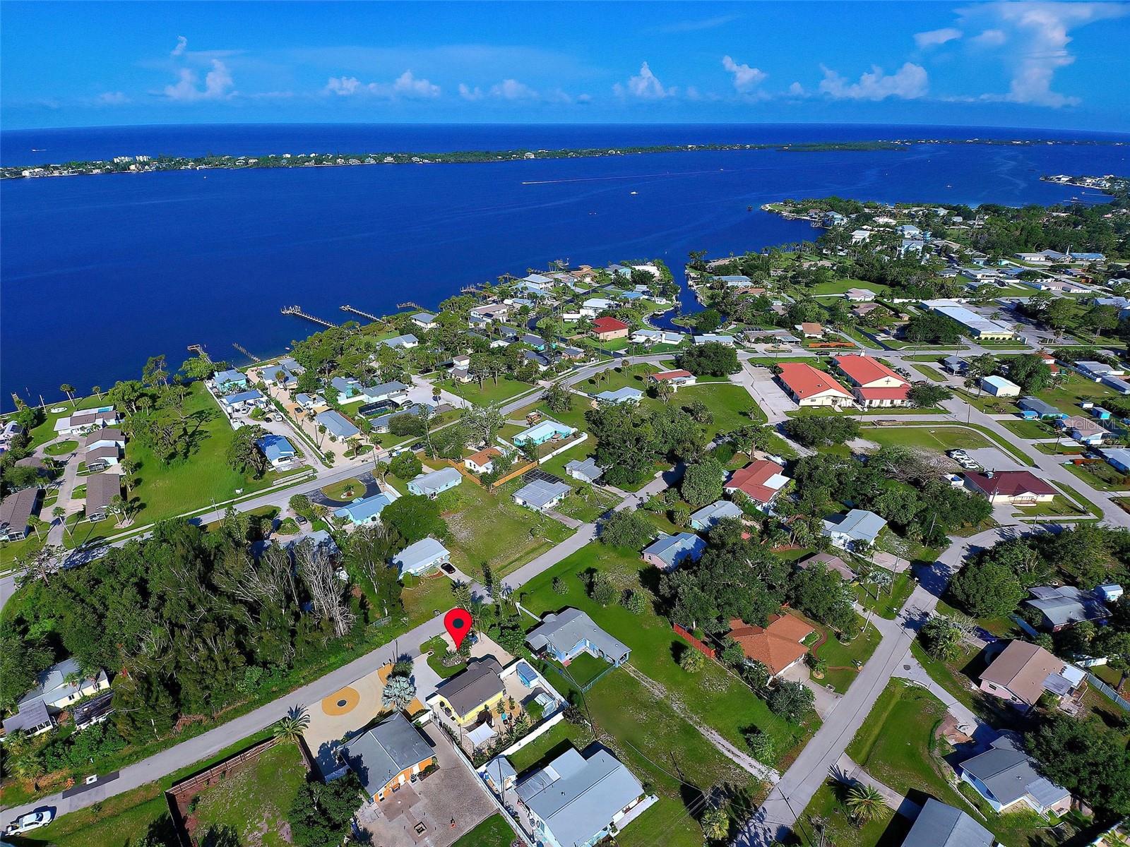 445 SUNSET DR, ENGLEWOOD, FL, 34223