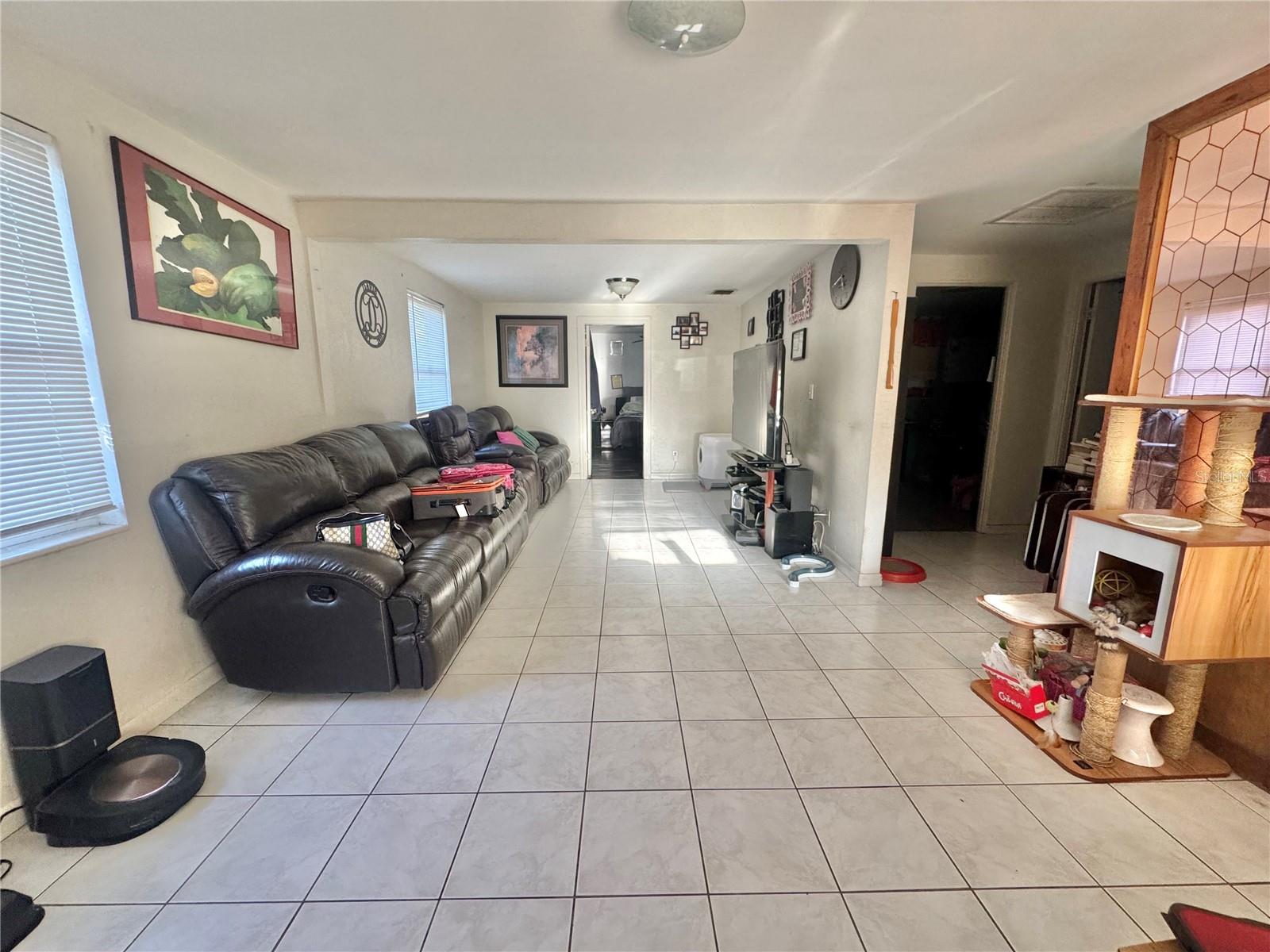 8715 70TH ST N, PINELLAS PARK, FL, 33782