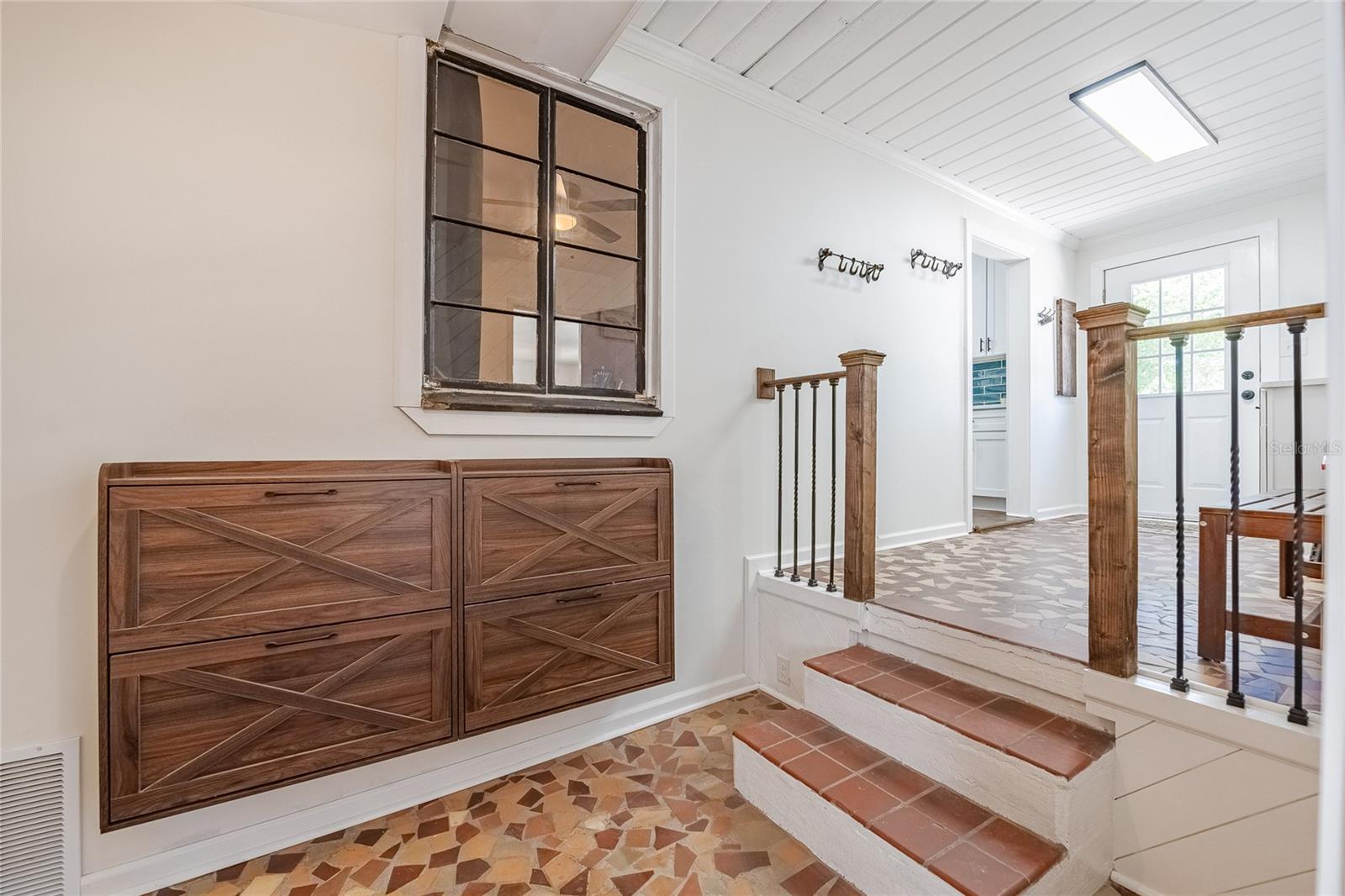 516 E EDGEWOOD DR, LAKELAND, FL, 33803