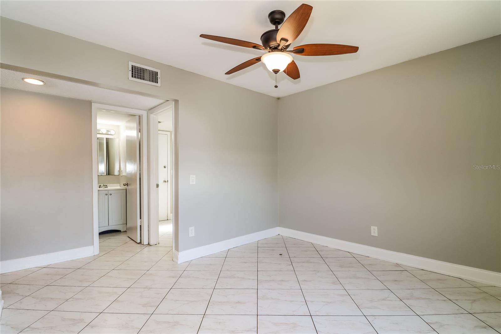 16012 BALLICA DR, TAMPA, FL, 33618