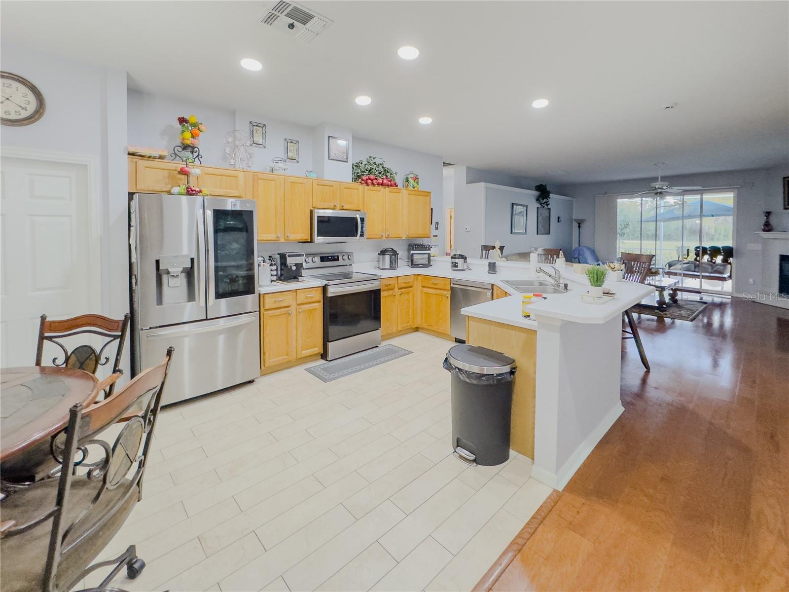 225 STRATHMORE CIR, KISSIMMEE, FL, 34744