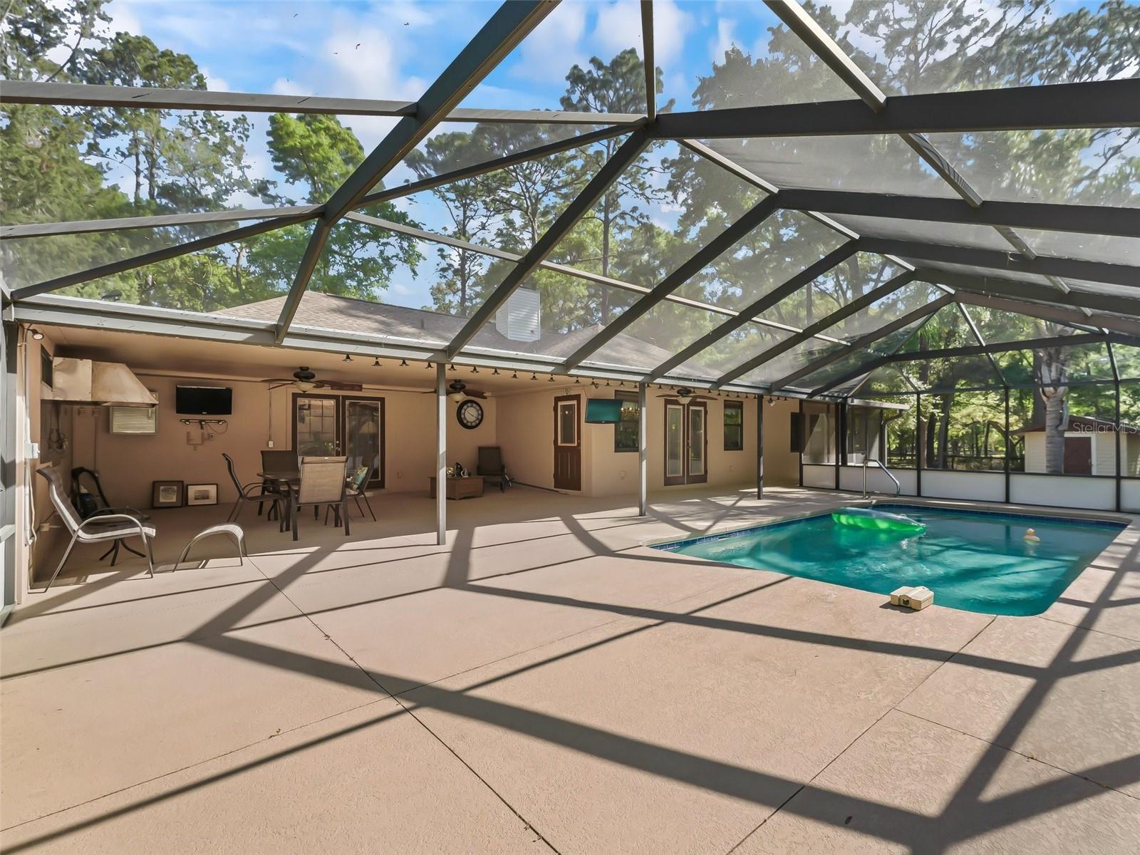 16 NORTHERN DANCER DR, OCALA, FL, 34482