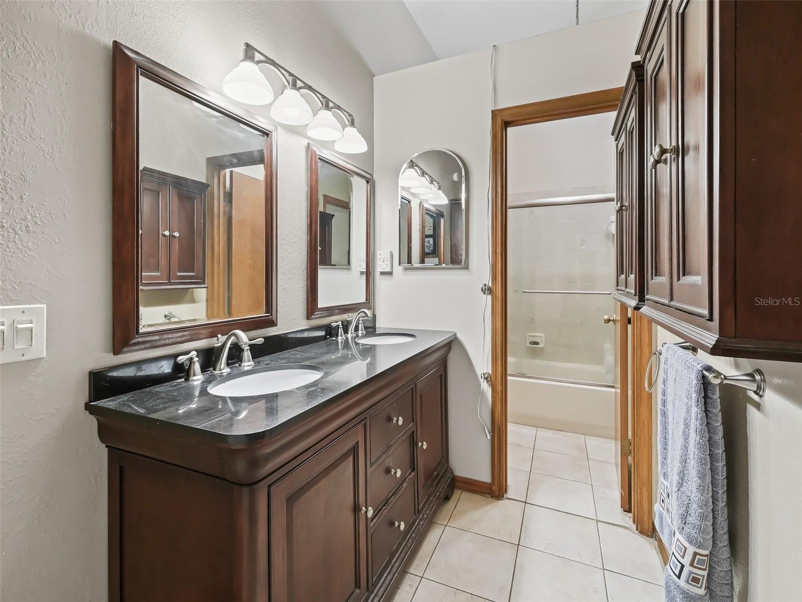 16 NORTHERN DANCER DR, OCALA, FL, 34482