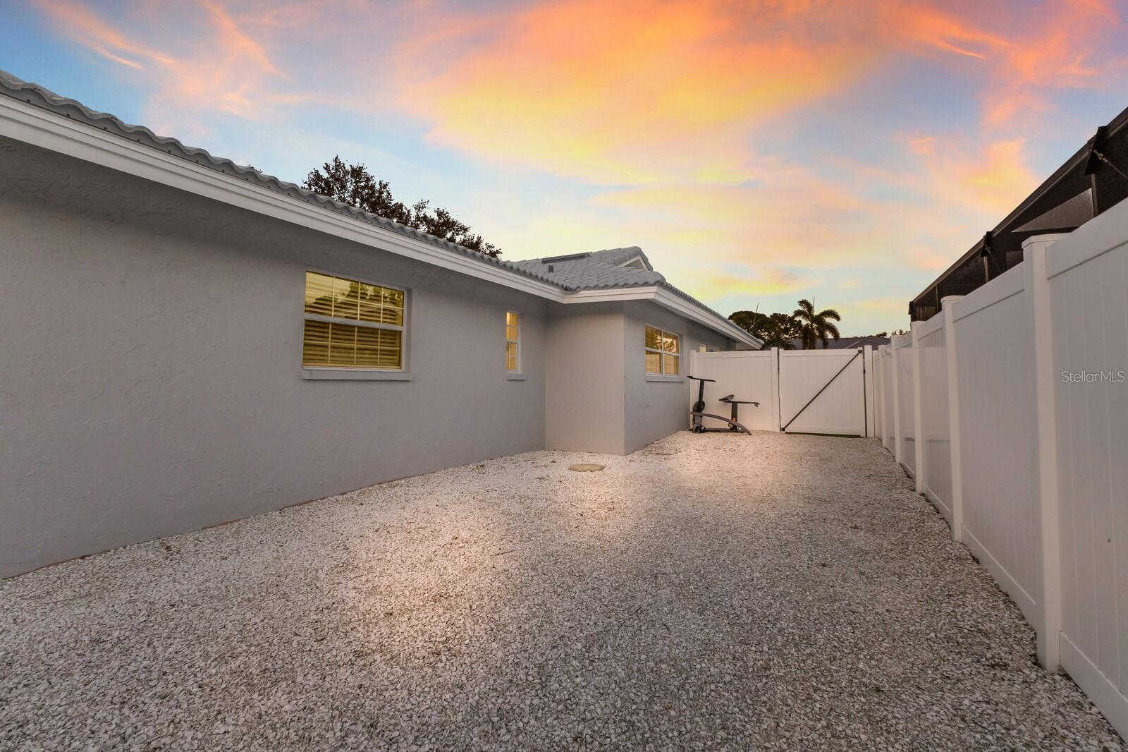 1204 64TH ST NW, BRADENTON, FL, 34209
