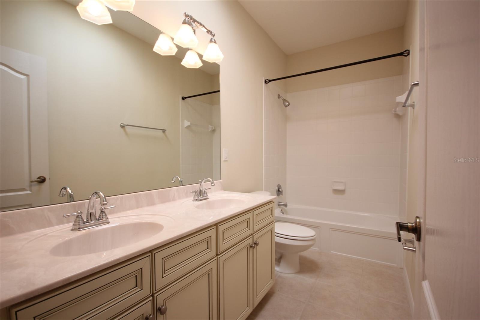 417 SW 129TH TER, NEWBERRY, FL, 32669