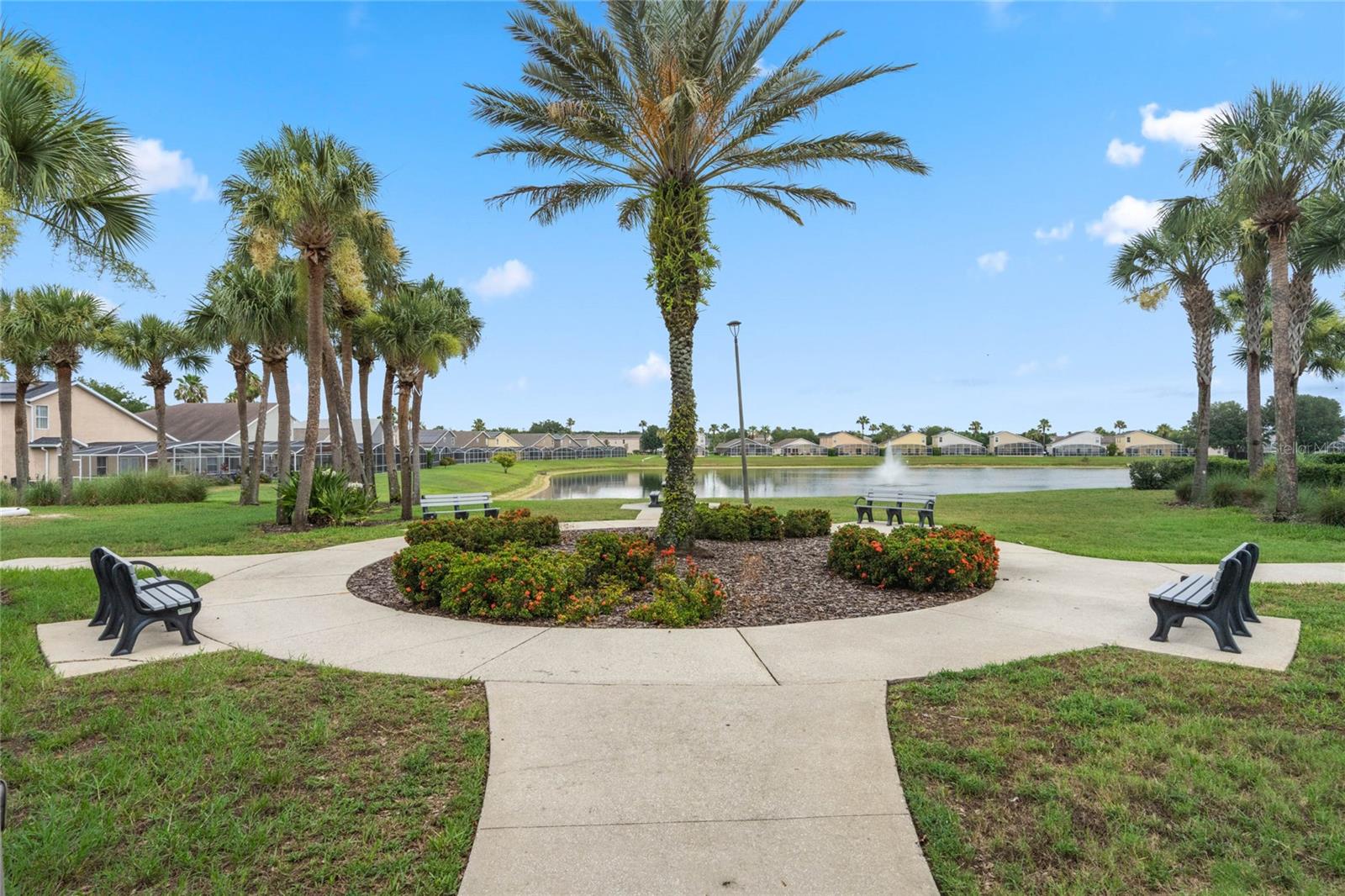 814 BLOOMINGDALE DR, DAVENPORT, FL, 33897