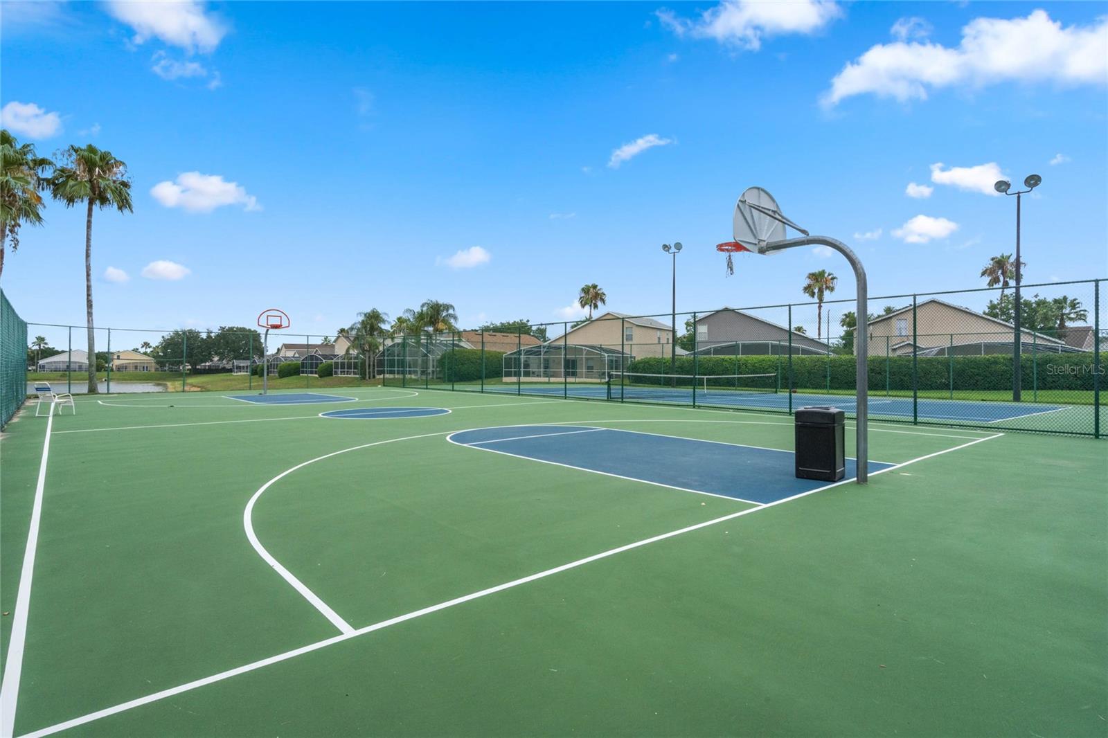 814 BLOOMINGDALE DR, DAVENPORT, FL, 33897