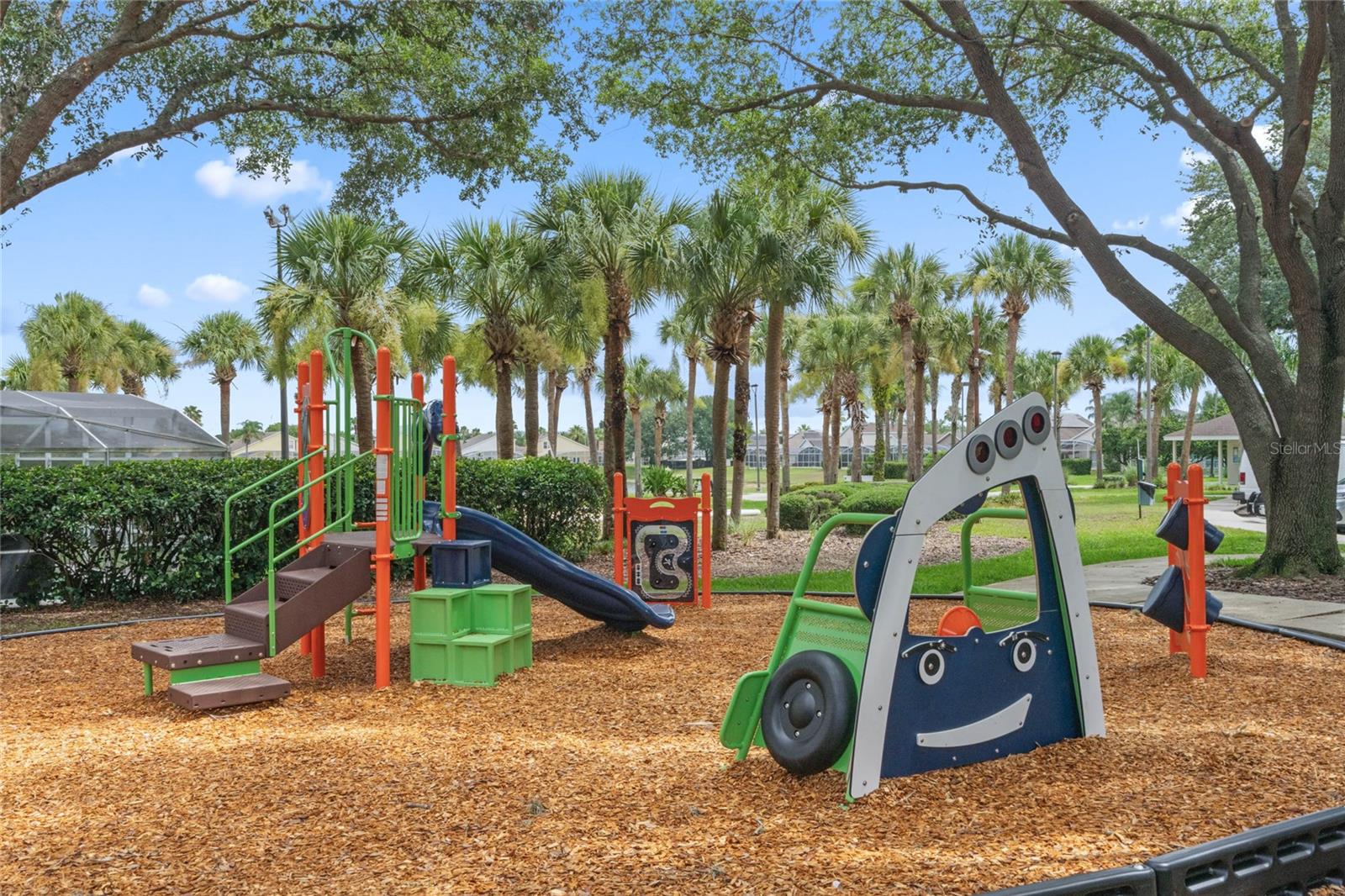 814 BLOOMINGDALE DR, DAVENPORT, FL, 33897