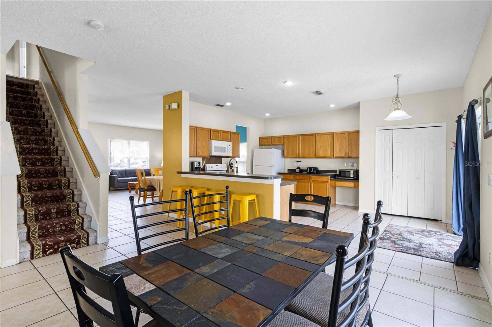 814 BLOOMINGDALE DR, DAVENPORT, FL, 33897