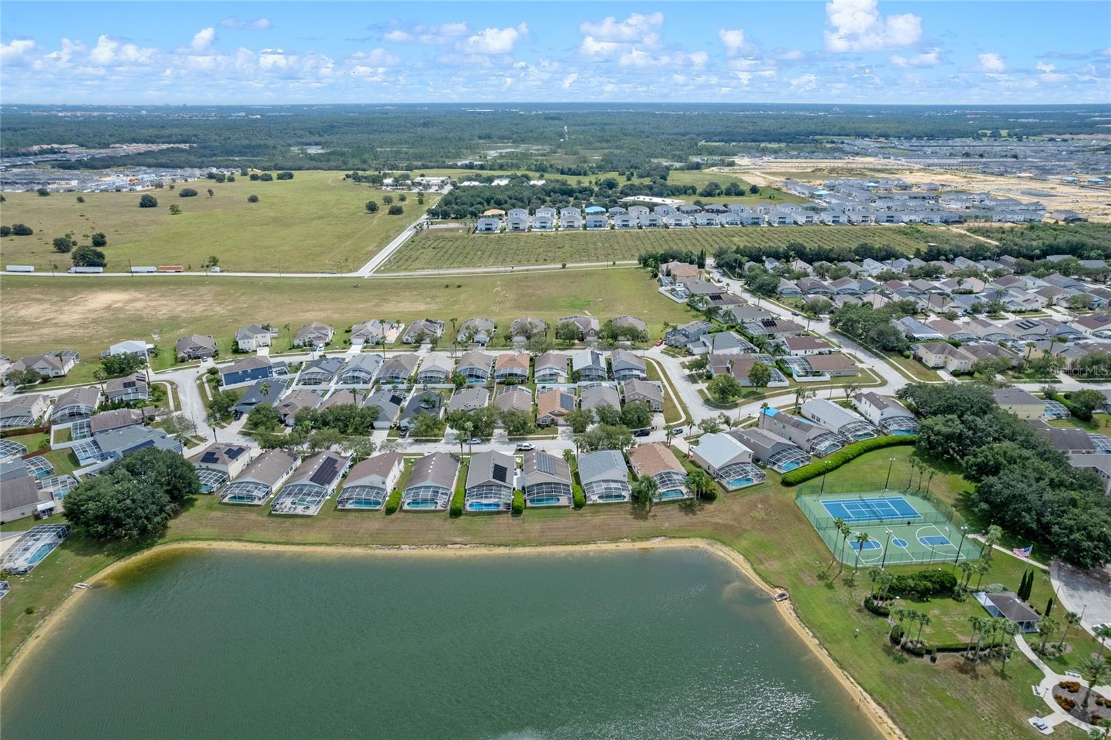 814 BLOOMINGDALE DR, DAVENPORT, FL, 33897
