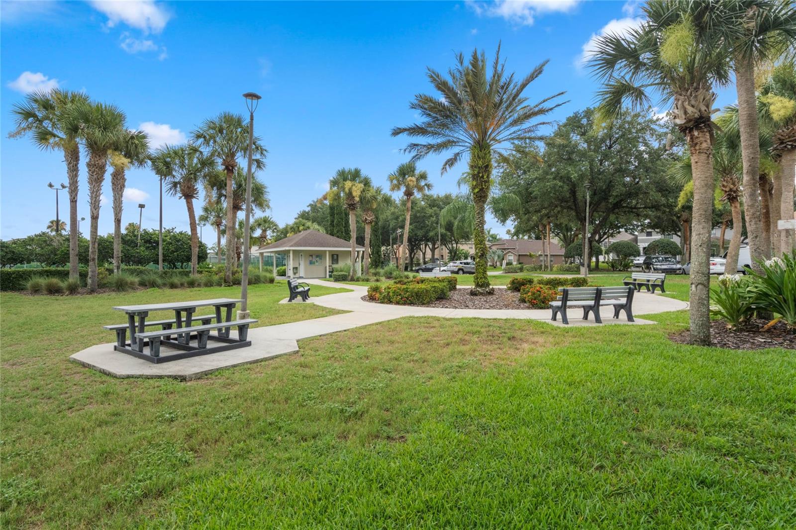 814 BLOOMINGDALE DR, DAVENPORT, FL, 33897