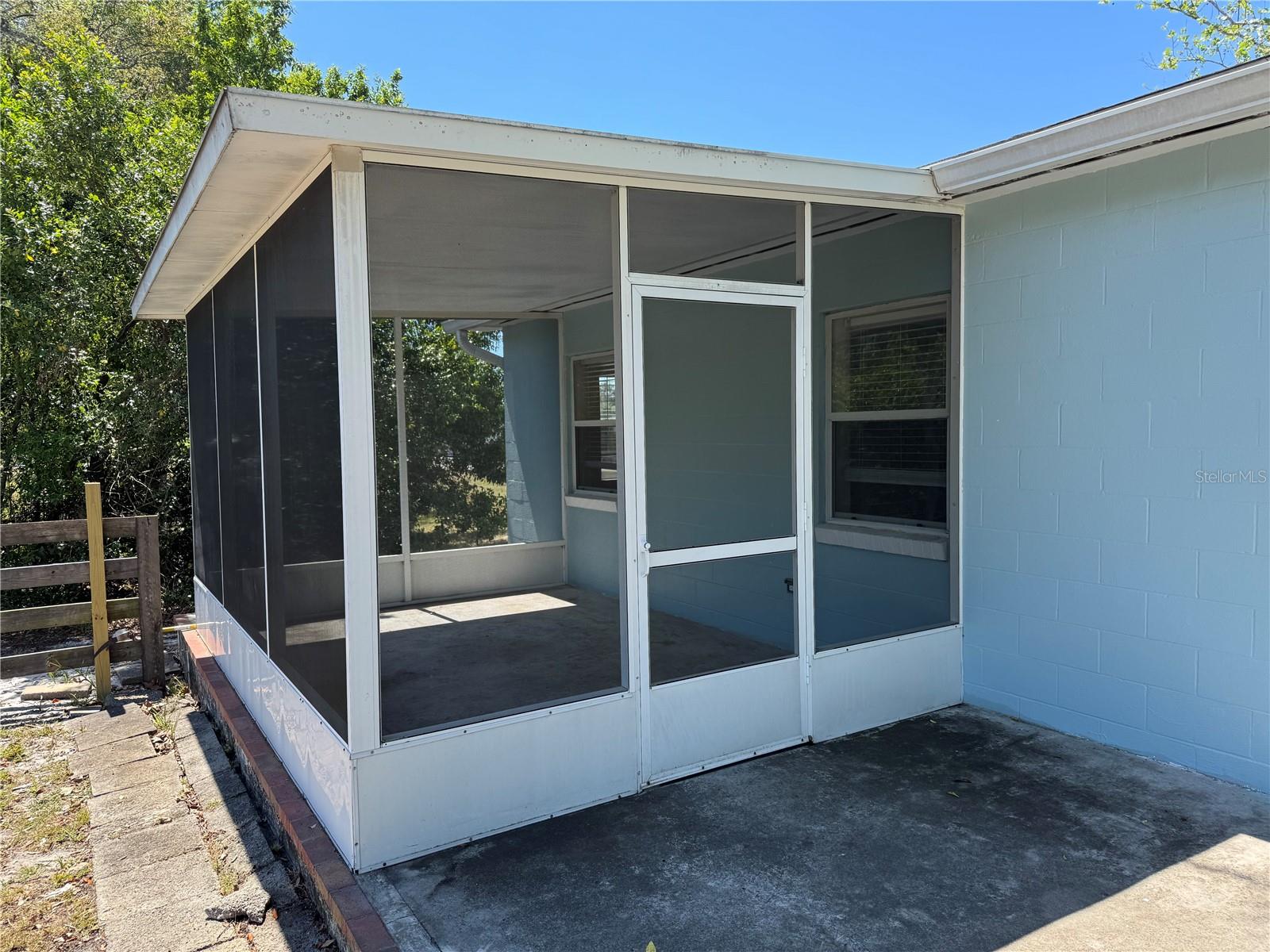 1330 INDIANA AVE, MOUNT DORA, FL, 32757