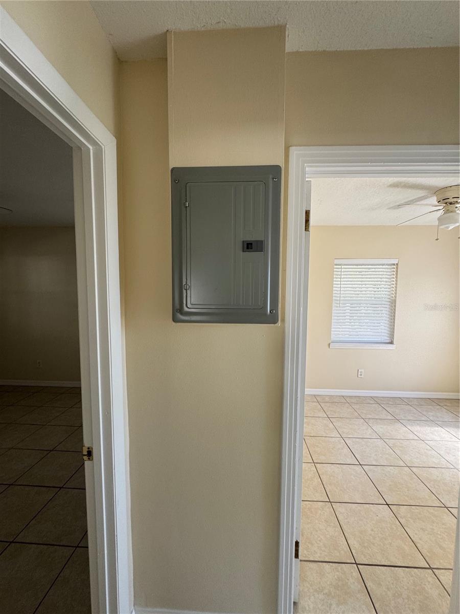 1330 INDIANA AVE, MOUNT DORA, FL, 32757