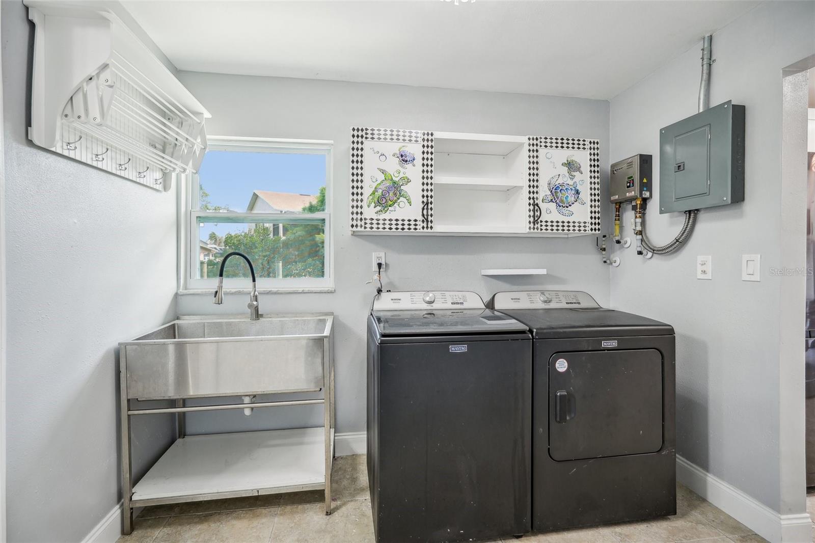 1832 FLAMINGO DR, NORTH FORT MYERS, FL, 33917