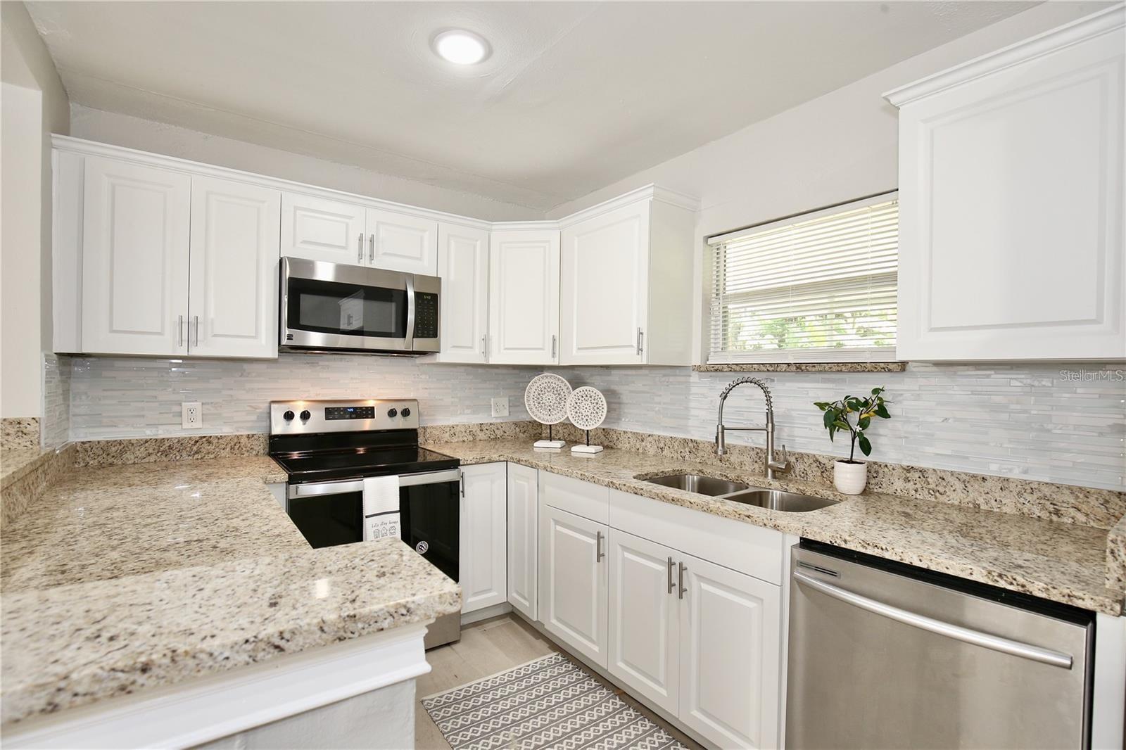 1475 LOWRIE AVE, ORLANDO, FL, 32805