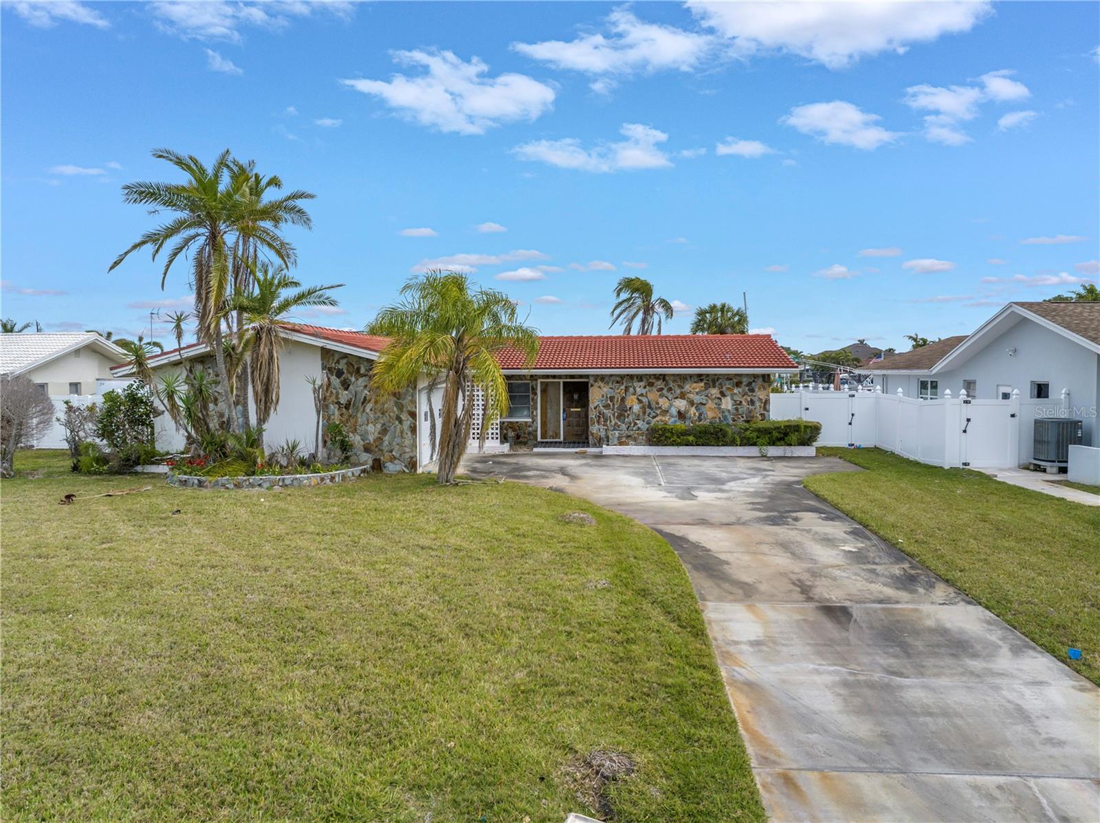 11755 7TH ST E, TREASURE ISLAND, FL, 33706