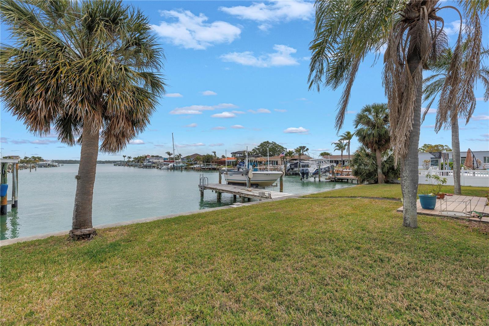 11755 7TH ST E, TREASURE ISLAND, FL, 33706