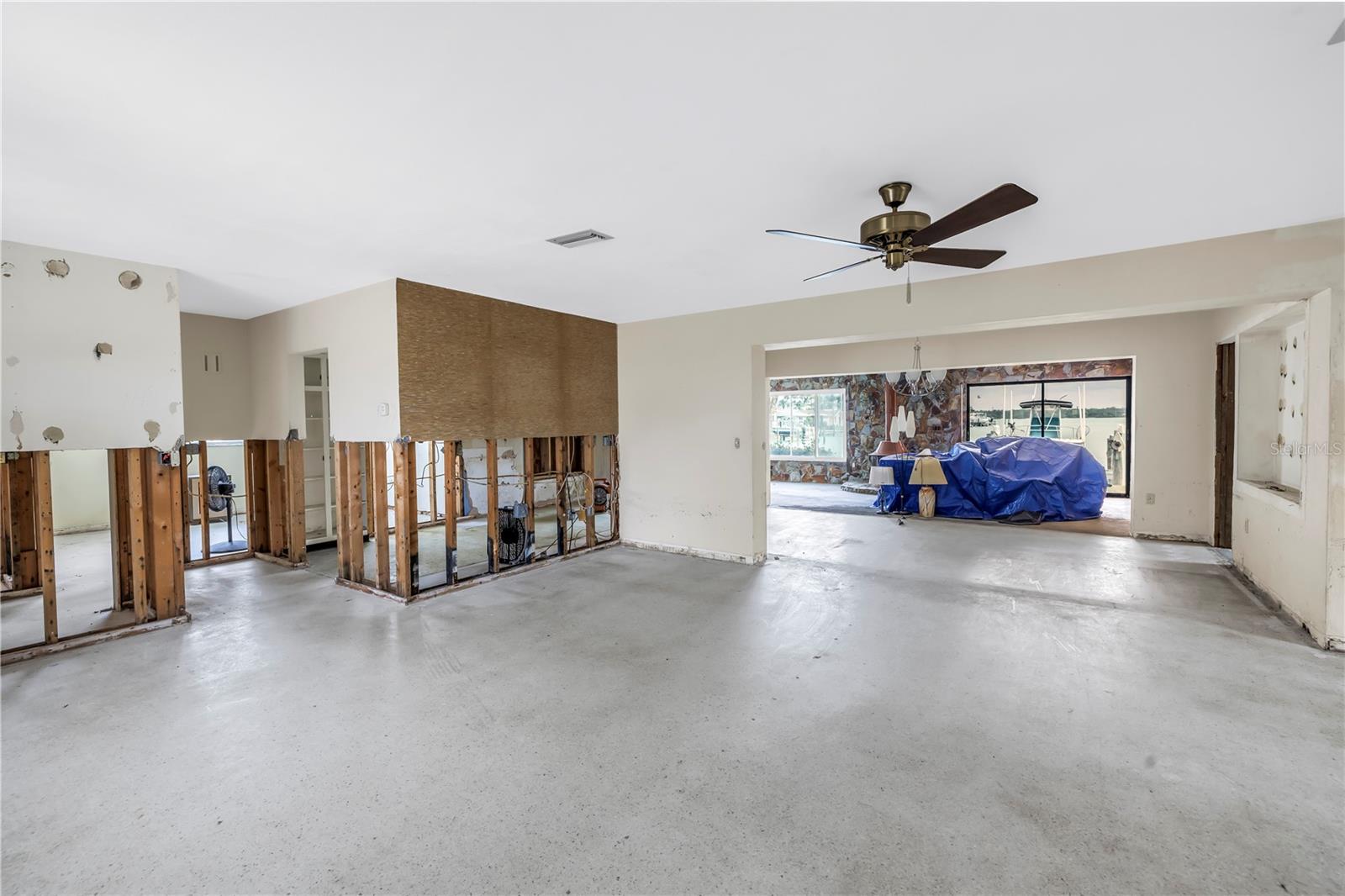 11755 7TH ST E, TREASURE ISLAND, FL, 33706