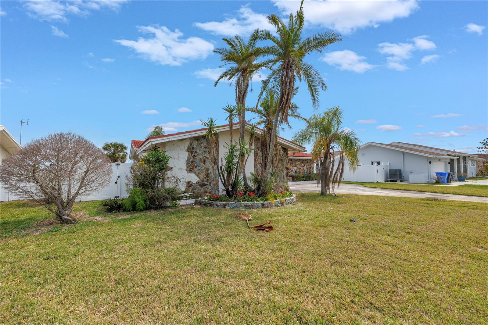 11755 7TH ST E, TREASURE ISLAND, FL, 33706