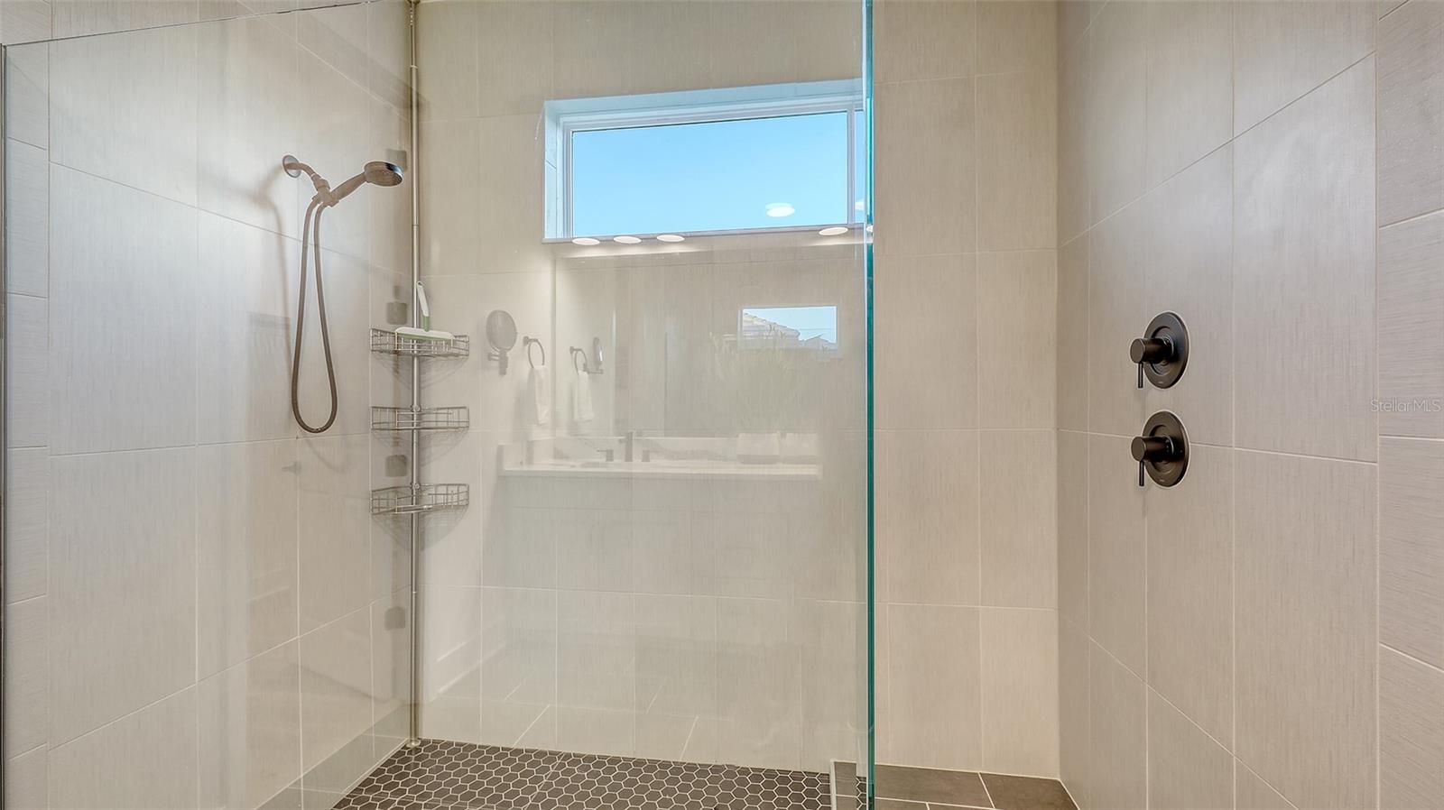 11606 APPLE TREE CIR, BRADENTON, FL, 34211