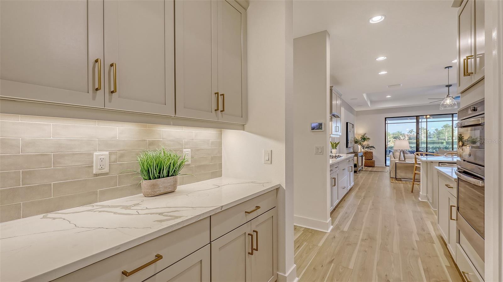 11606 APPLE TREE CIR, BRADENTON, FL, 34211