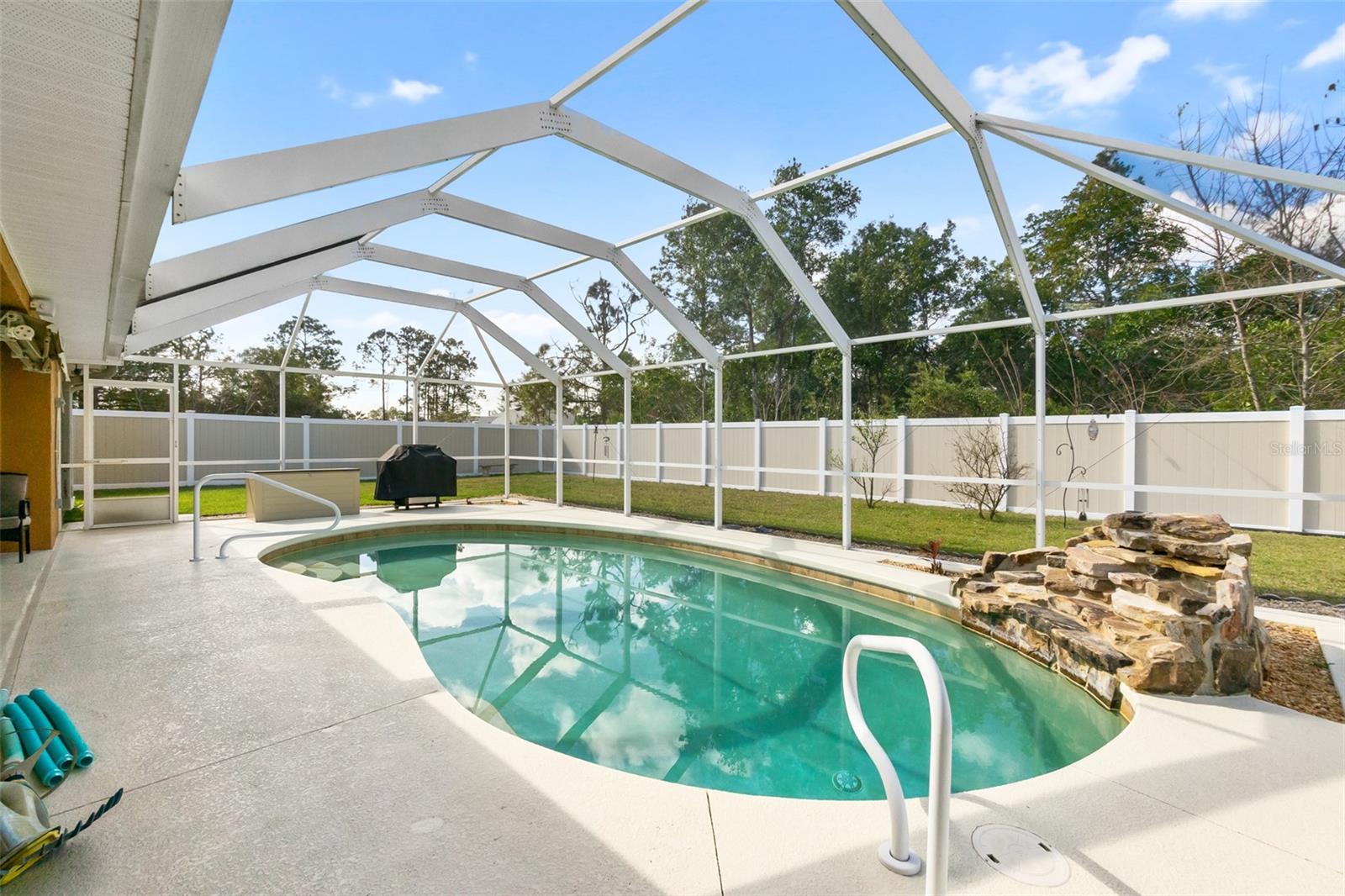 8 ROCKING HORSE DR, PALM COAST, FL, 32164