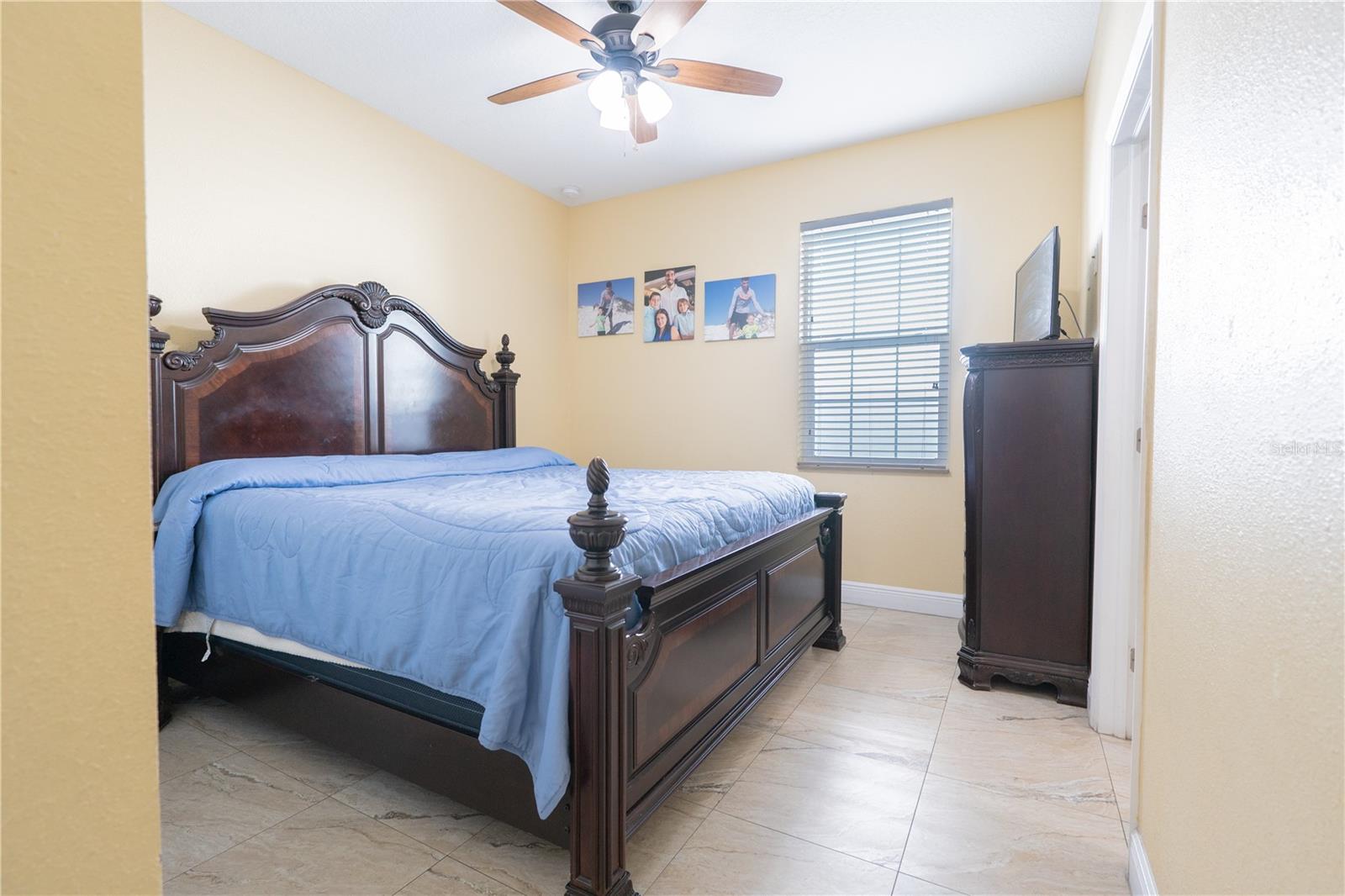 810 W WHATLEY PL, TAMPA, FL, 33604