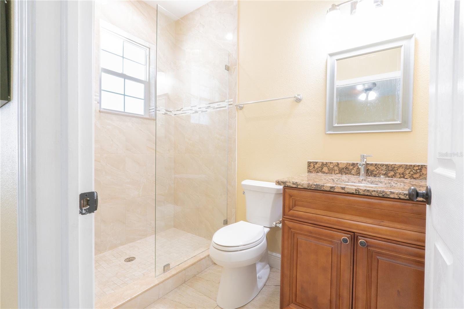 810 W WHATLEY PL, TAMPA, FL, 33604