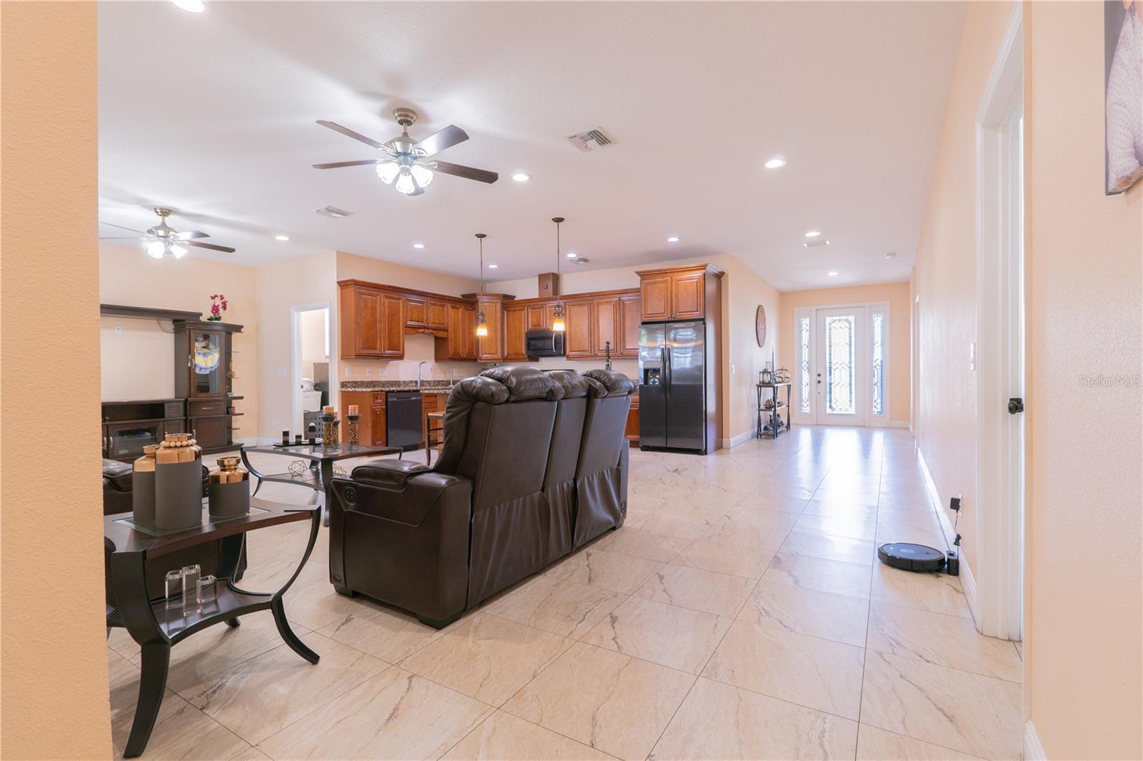 810 W WHATLEY PL, TAMPA, FL, 33604