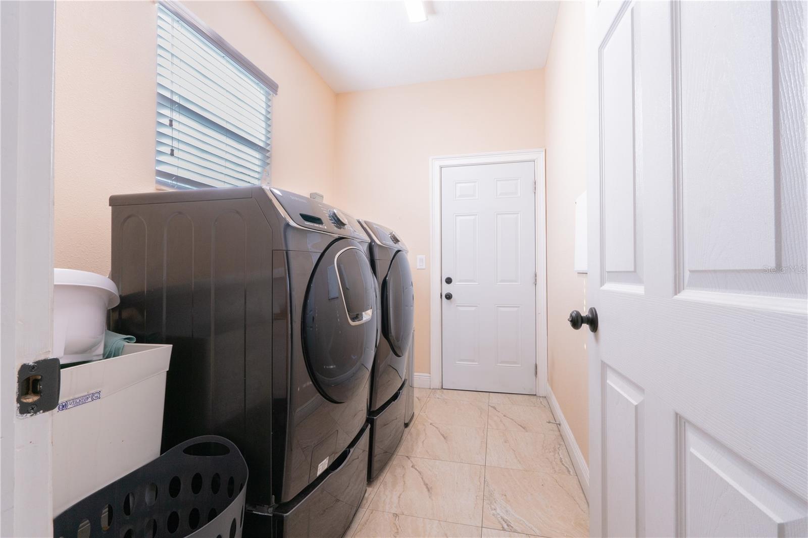 810 W WHATLEY PL, TAMPA, FL, 33604