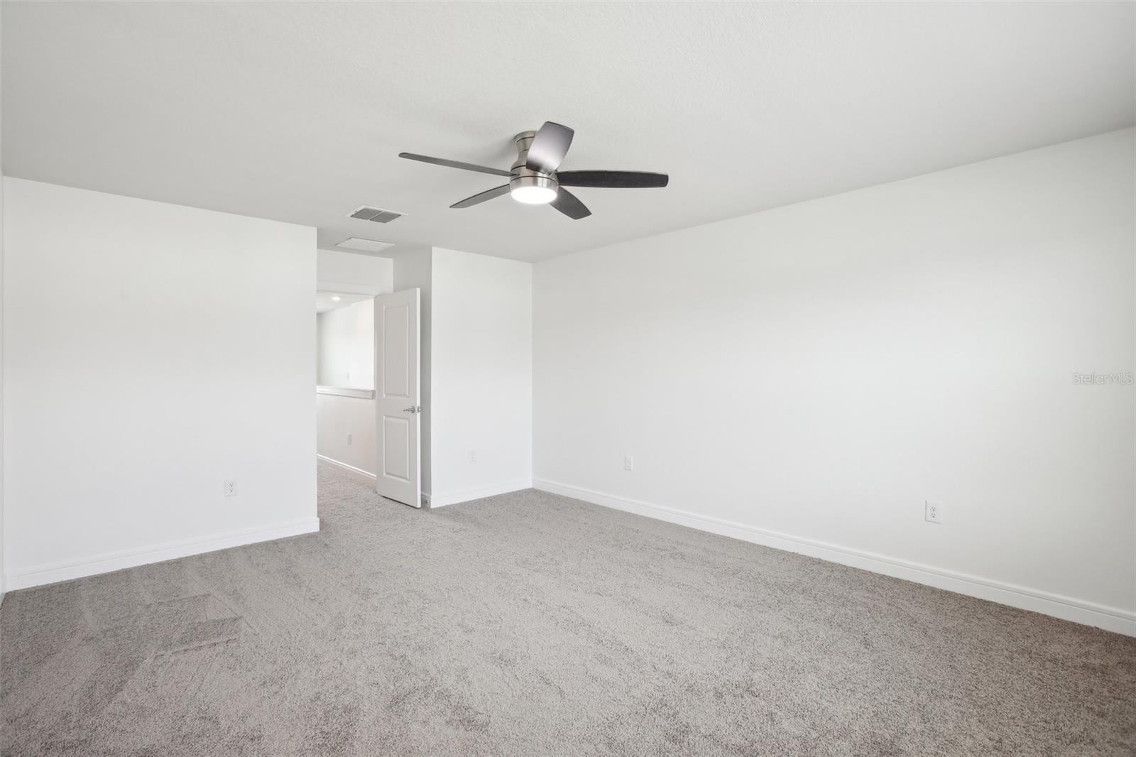 29985 MARQUETTE AVE, WESLEY CHAPEL, FL, 33545