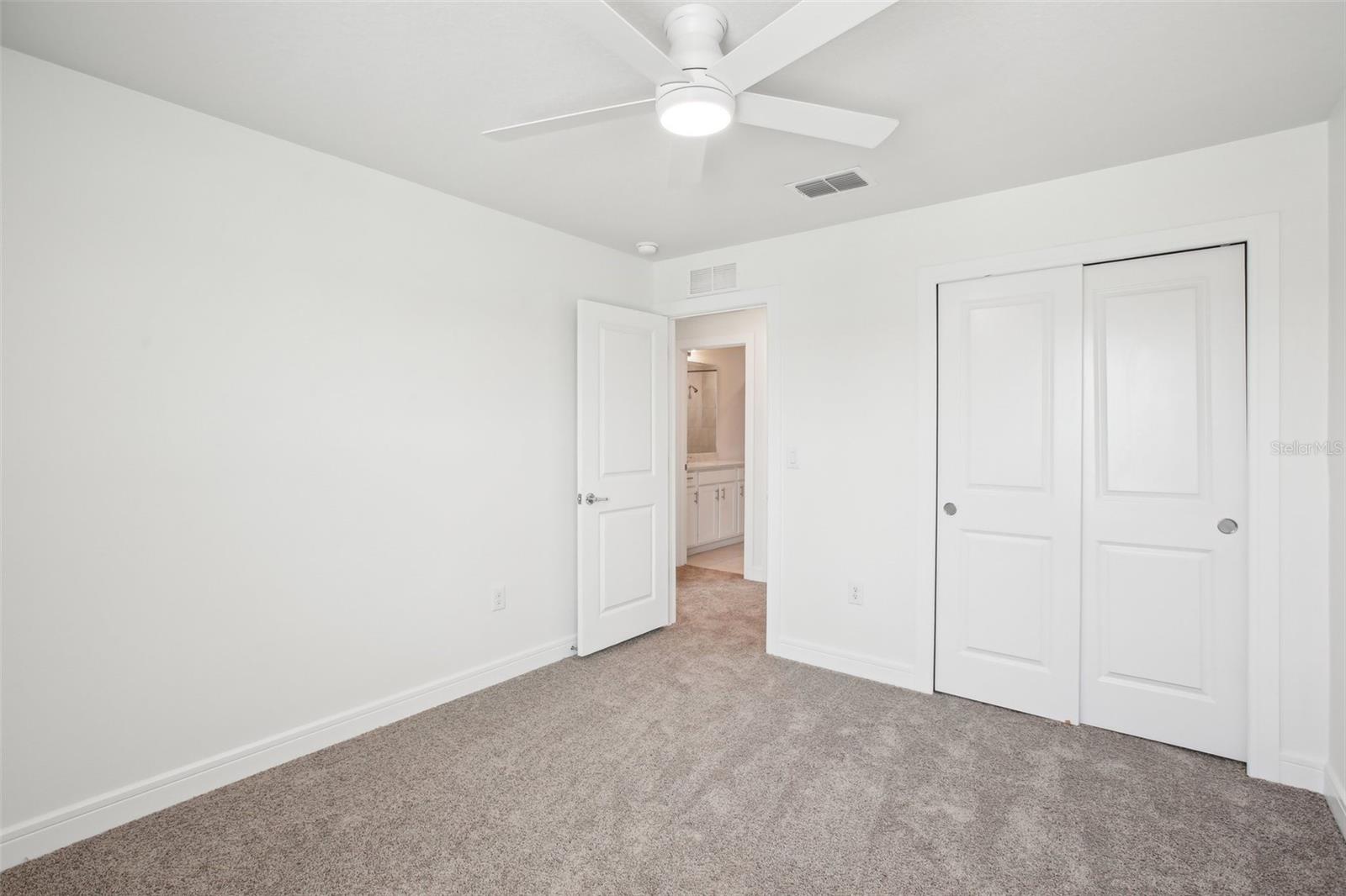 29985 MARQUETTE AVE, WESLEY CHAPEL, FL, 33545