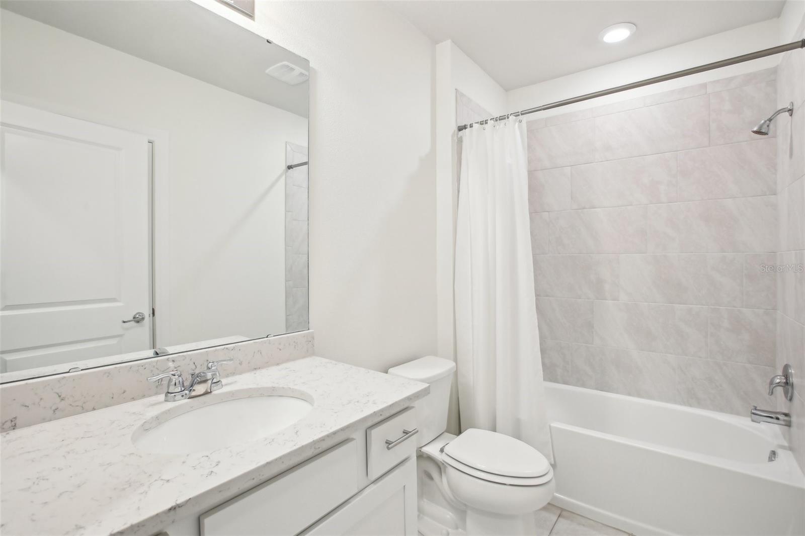 29985 MARQUETTE AVE, WESLEY CHAPEL, FL, 33545