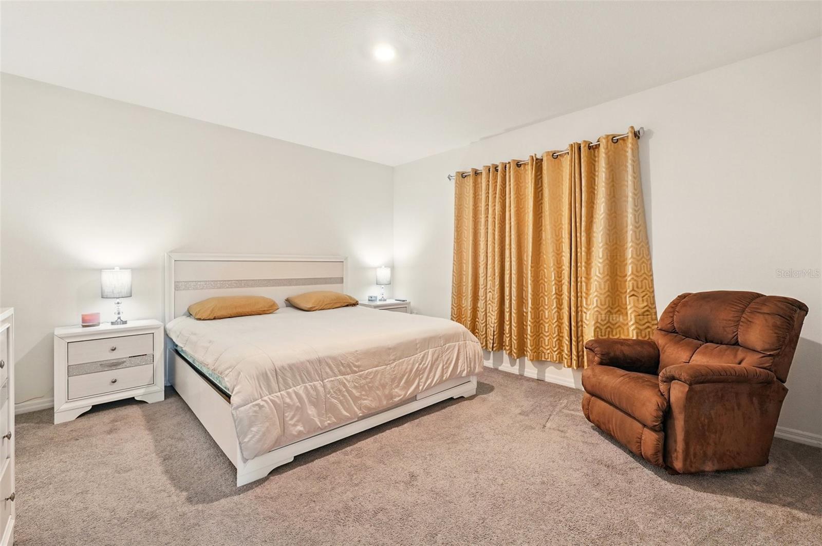 1268 CASCADES AVE, DAVENPORT, FL, 33837